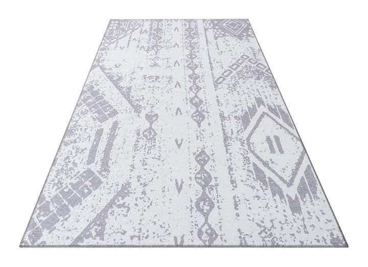5' 3 x 7' 7 Washable Timeless Rug