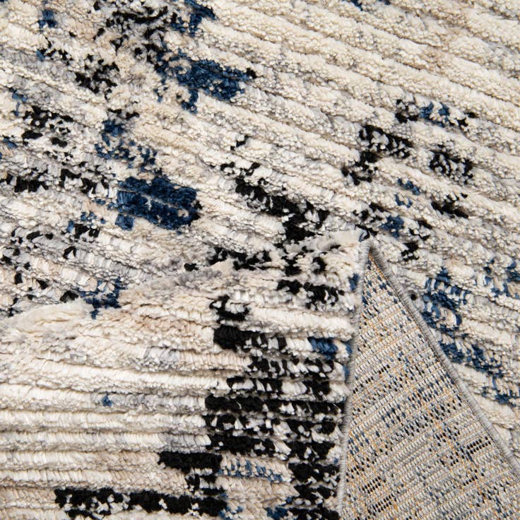 Detail image of 9' x 12' Tucson Rug