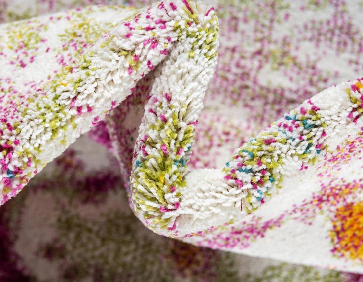 Detail image of 6' x 9' Tuscany Rug