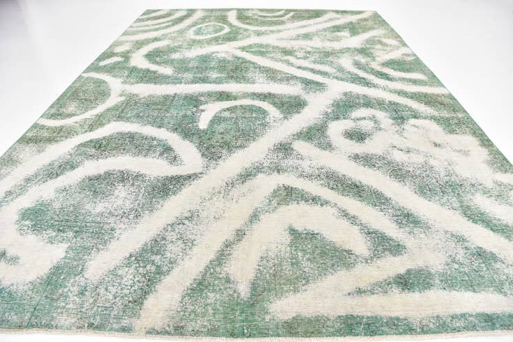 Detail image of 9' 6 x 13' 3 Hand Knotted Ultra Vintage Persian Wool Rug