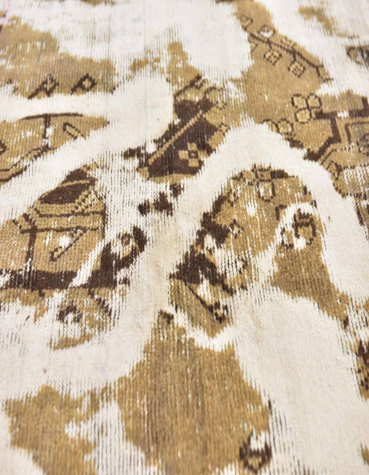 Detail image of 3' 2 x 6'  Hand Knotted Ultra Vintage Persian Wool Rug