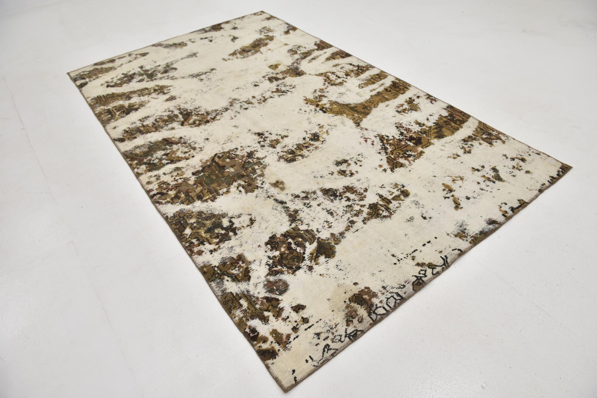 5' 6 x 9' Hand Knotted Ultra Vintage Persian Wool Rug