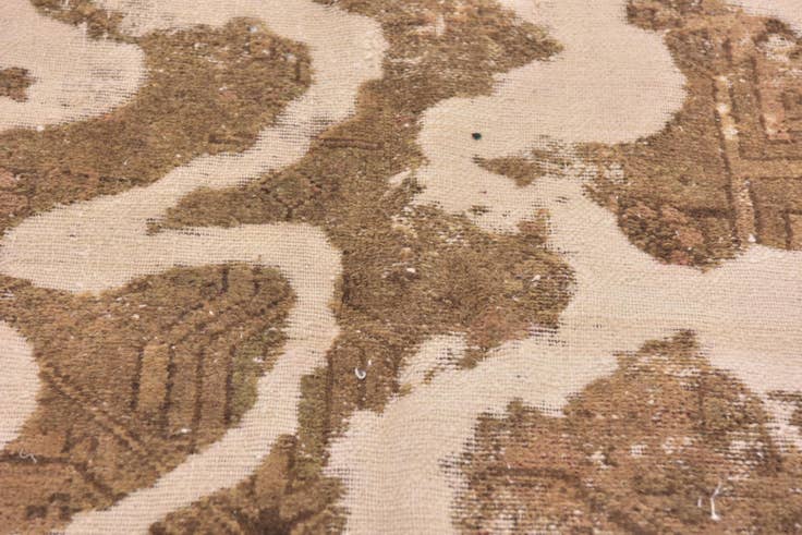 Detail image of 4' x 5' 3 Hand Knotted Ultra Vintage Persian Wool Rug