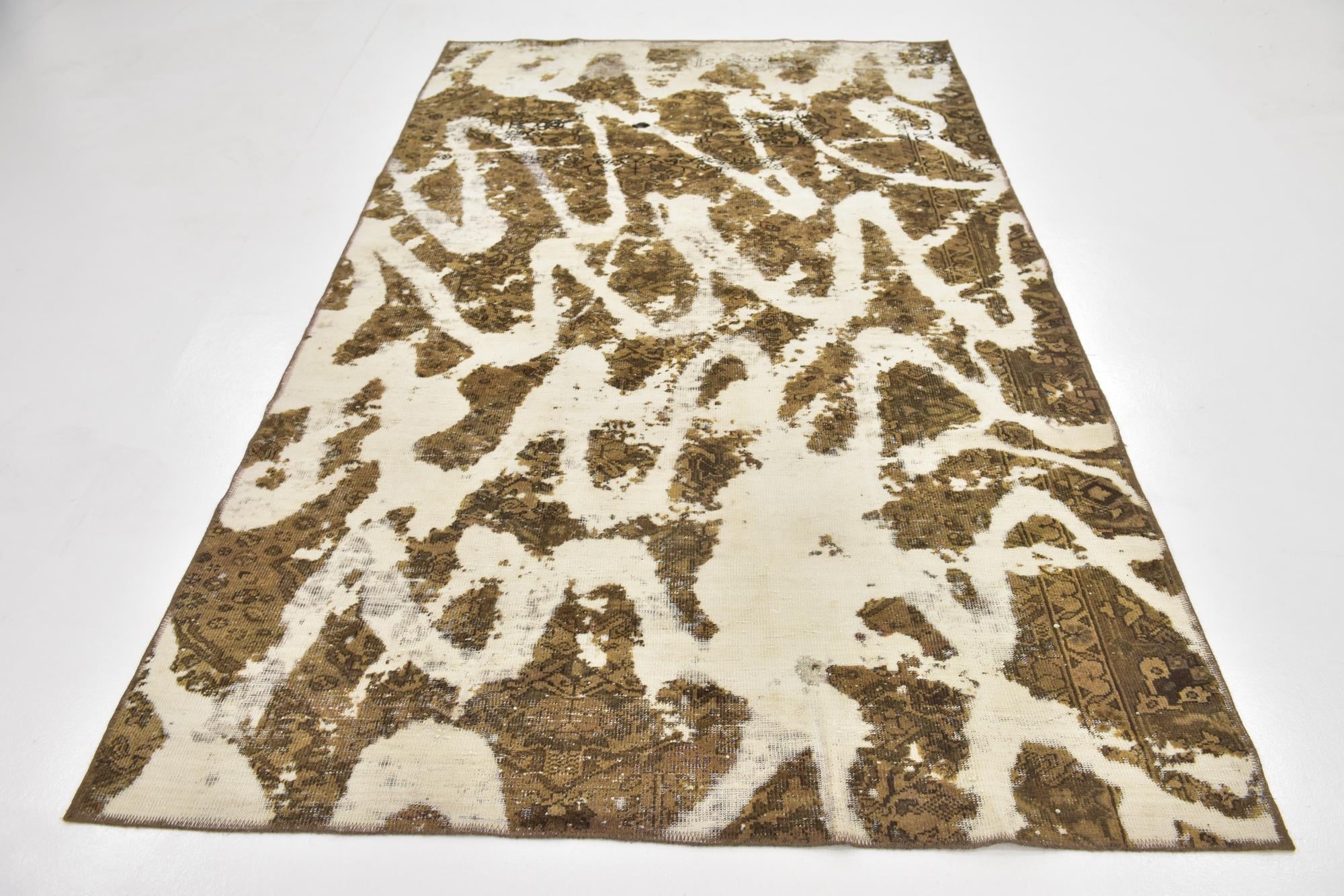 5' 4 x 8' 10 Hand Knotted Ultra Vintage Persian Wool Rug