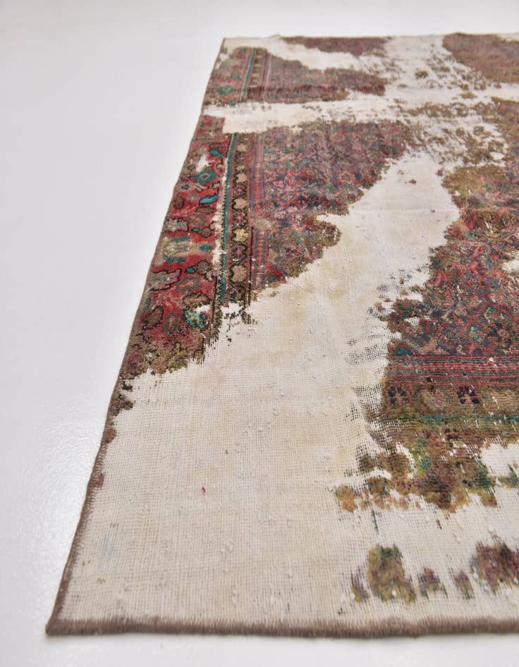 Detail image of 8' 9 x 12'  Hand Knotted Ultra Vintage Persian Wool Rug