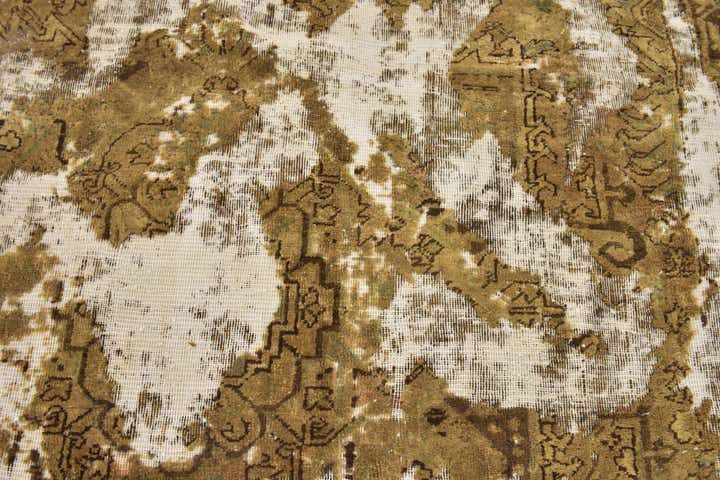 5' 2 x 6' 7 Hand Knotted Ultra Vintage Persian Wool Rug