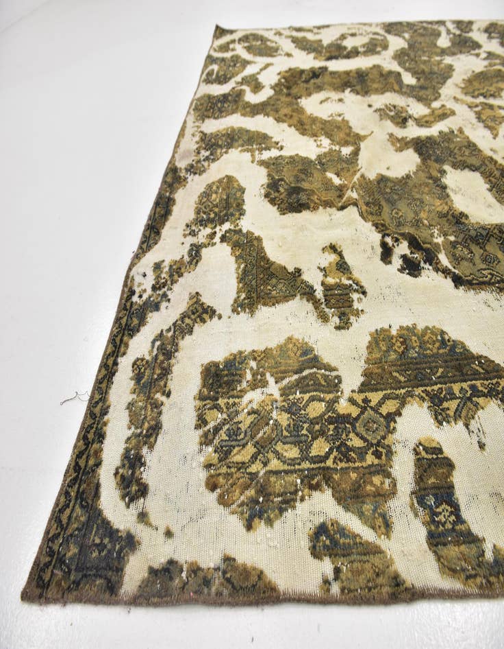 Detail image of 7' 10 x 10' 8 Hand Knotted Ultra Vintage Persian Wool Rug