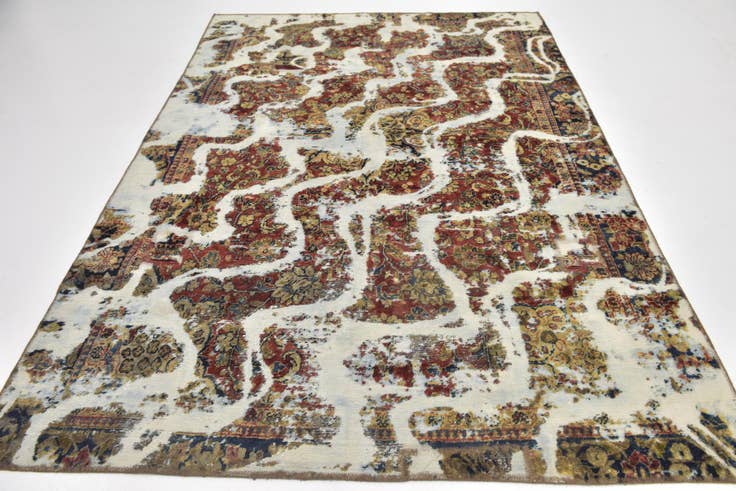 Detail image of 6' x 9' Hand Knotted Ultra Vintage Persian Wool Rug