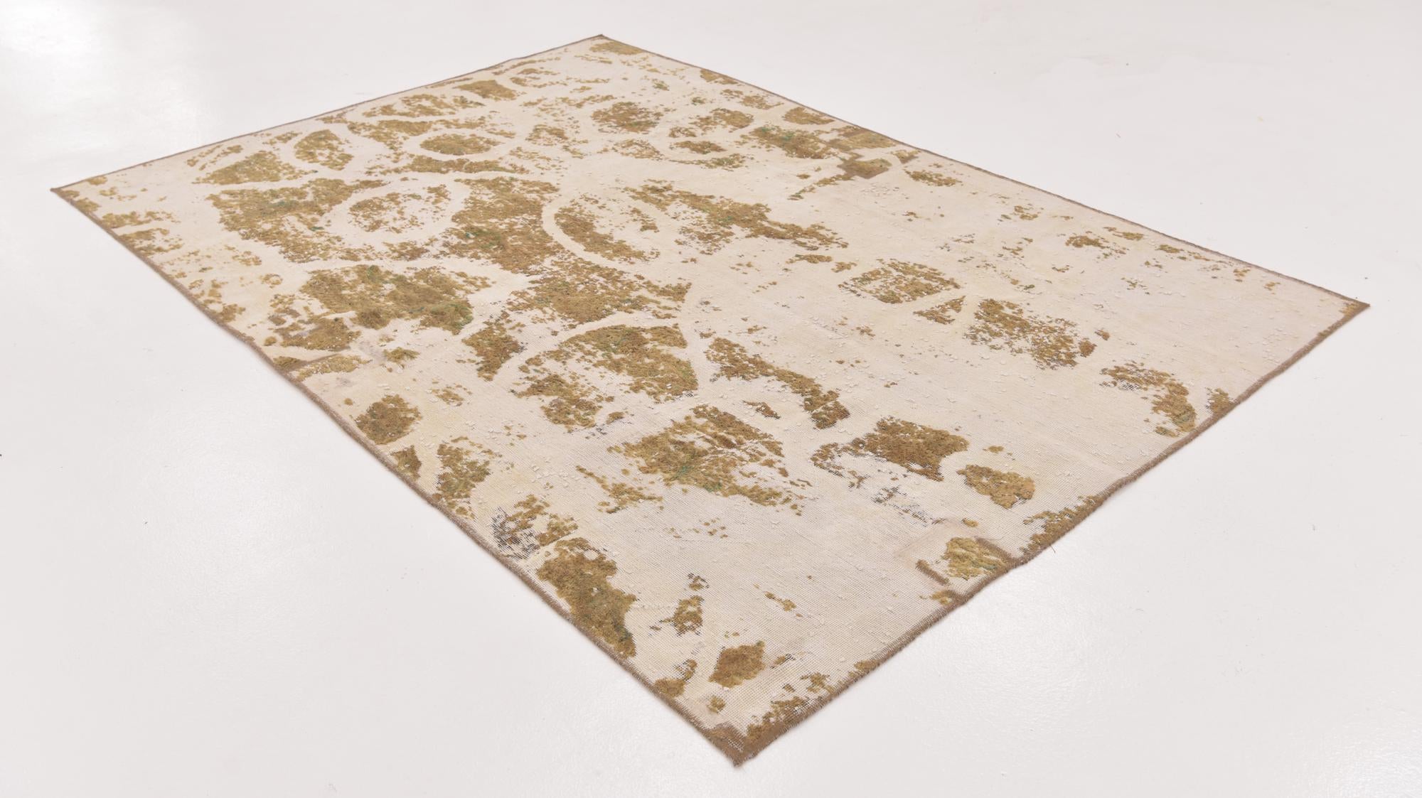 5' 9 x 8' 4 Hand Knotted Ultra Vintage Persian Wool Rug
