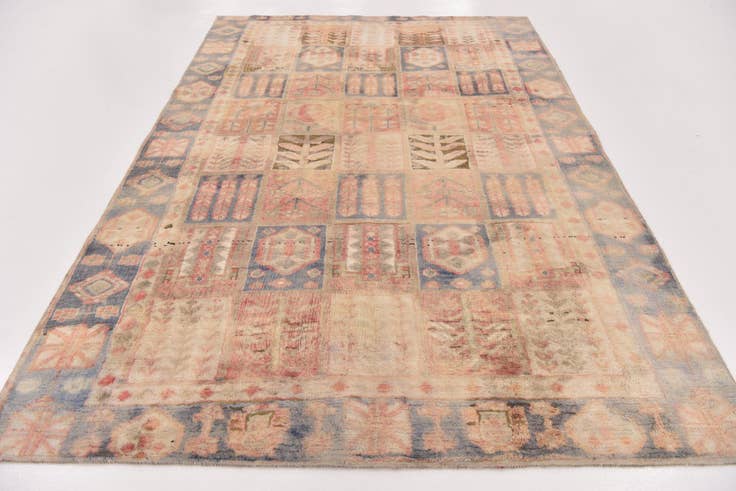 Detail image of 6' x 9' Hand Knotted Ultra Vintage Persian Wool Rug