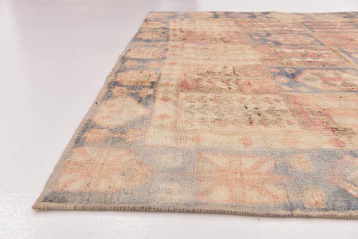 Detail image of 6' x 9' Hand Knotted Ultra Vintage Persian Wool Rug