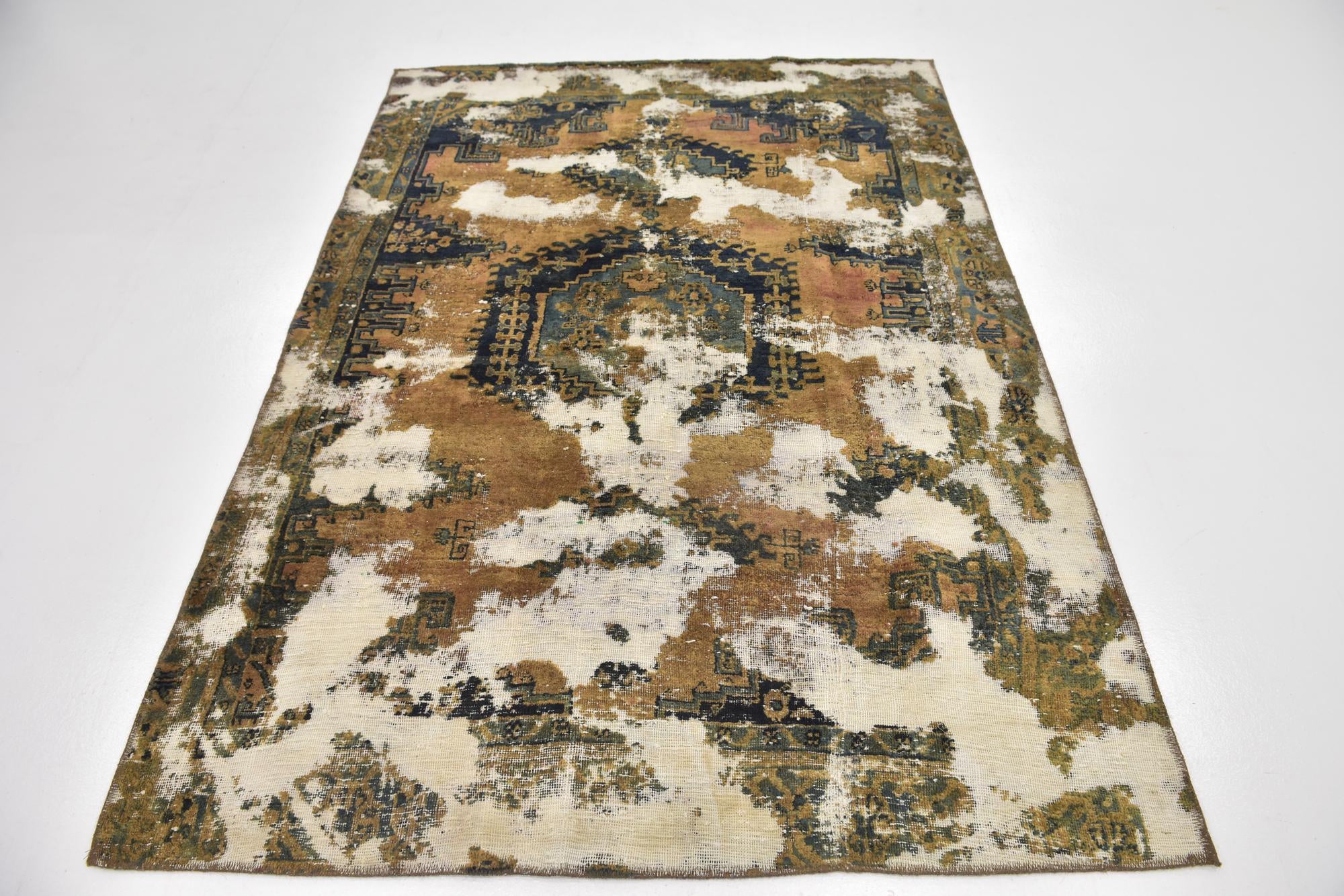 4' 10 x 6' 10 Hand Knotted Ultra Vintage Persian Wool Rug