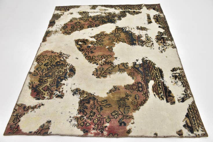 Detail image of 4' 10 x 6' 2 Hand Knotted Ultra Vintage Persian Wool Rug