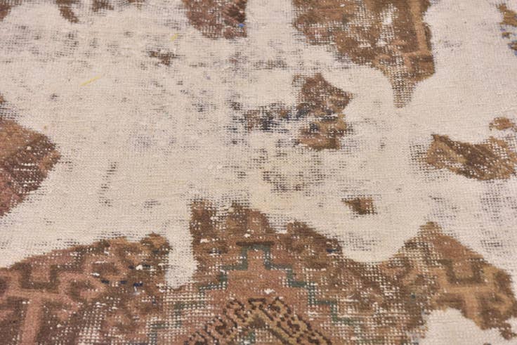 Detail image of 4' 10 x 7' 6 Hand Knotted Ultra Vintage Persian Wool Rug