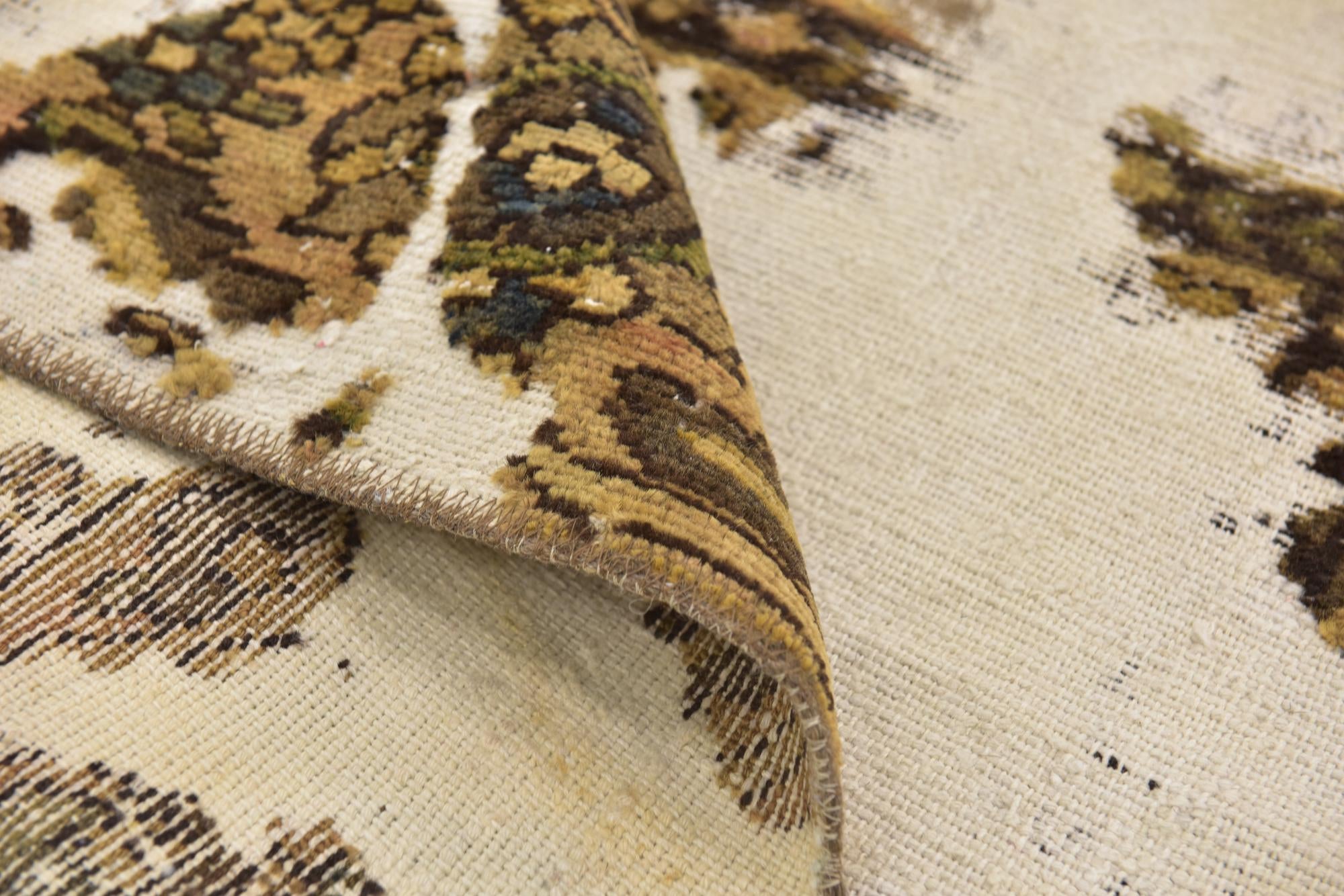 185cm x 230cm Hand Knotted Ultra Vintage Persian Wool Rug