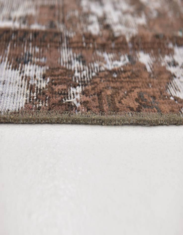 Detail image of 5' 7 x 7' 10  Hand Knotted Ultra Vintage Persian Wool Rug