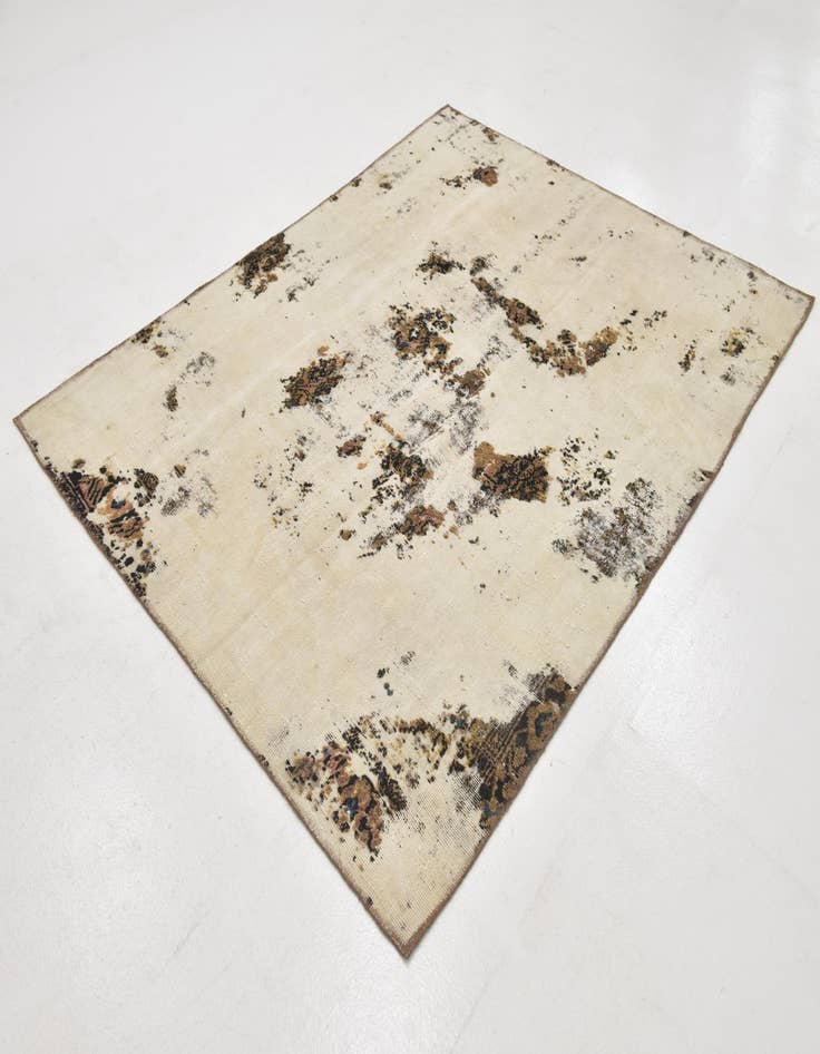 Detail image of 5' 8 x 7'  Hand Knotted Ultra Vintage Persian Wool Rug