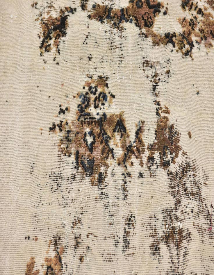 Detail image of 5' 8 x 7'  Hand Knotted Ultra Vintage Persian Wool Rug