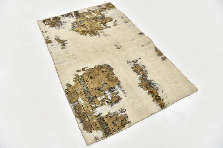 Detail image of 3' 6 x 5' 7 Hand Knotted Ultra Vintage Persian Wool Rug