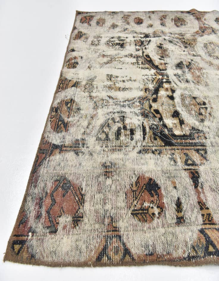 Detail image of 4' 10 x 7' 5  Hand Knotted Ultra Vintage Persian Wool Rug
