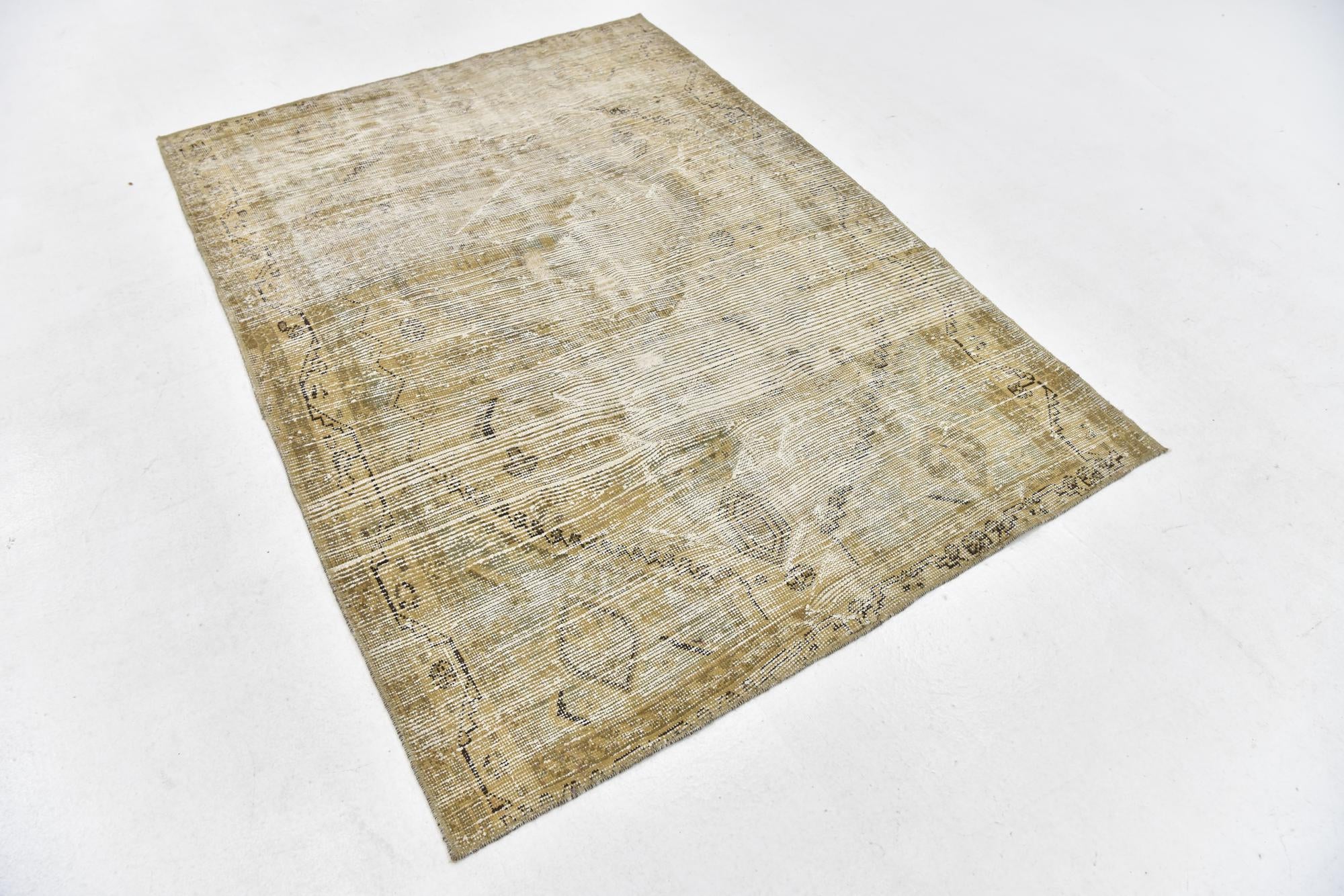 4' 8 x 6' 4 Hand Knotted Ultra Vintage Persian Wool Rug