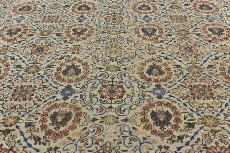 Detail image of 9' 10 x 13' Hand Knotted Ultra Vintage Persian Wool Rug