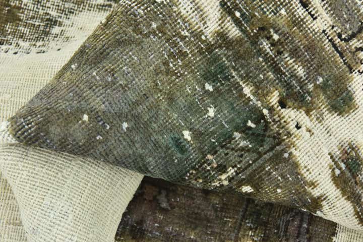 6' x 9' Hand Knotted Ultra Vintage Persian Wool Rug