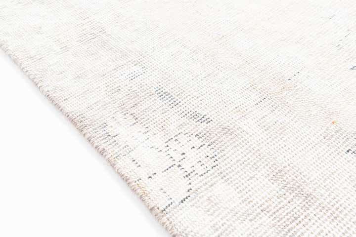 5' 10 x 9' Hand Knotted Ultra Vintage Persian Wool Rug