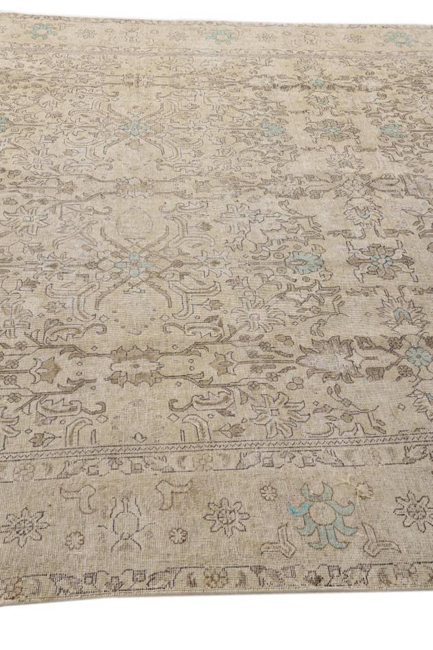 Detail image of 9' 6 x 12' 6 Hand Knotted Ultra Vintage Persian Wool Rug