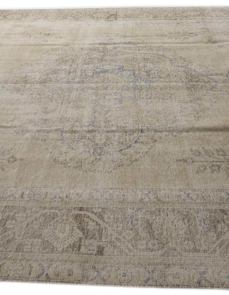 Detail image of 9' 6 x 12' 5  Hand Knotted Ultra Vintage Persian Wool Rug