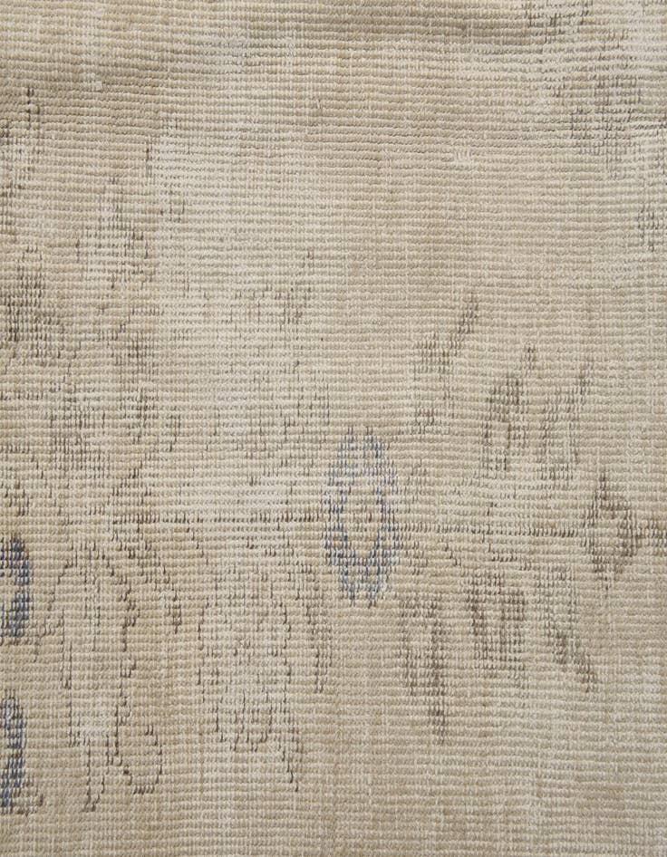Detail image of 9' 6 x 12' 5  Hand Knotted Ultra Vintage Persian Wool Rug