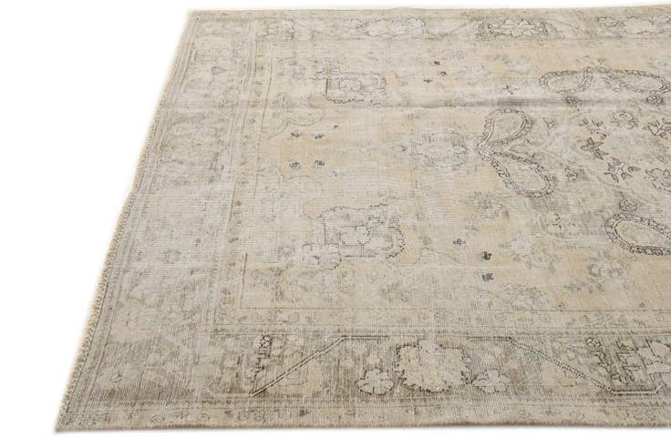 Detail image of 6' x 9' 6 Hand Knotted Ultra Vintage Persian Wool Rug