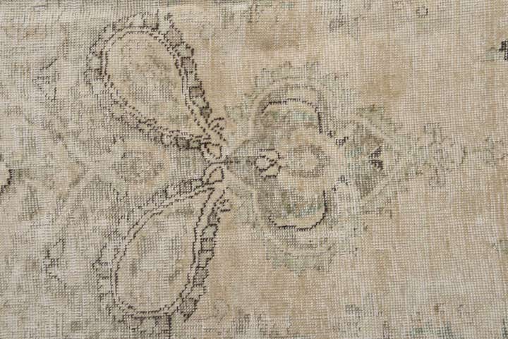 6' x 9' 6 Hand Knotted Ultra Vintage Persian Wool Rug