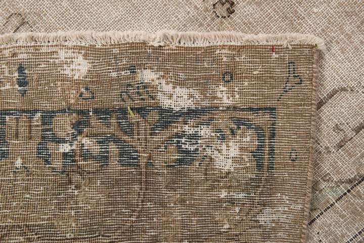 6' 4 x 10' Hand Knotted Ultra Vintage Persian Wool Rug