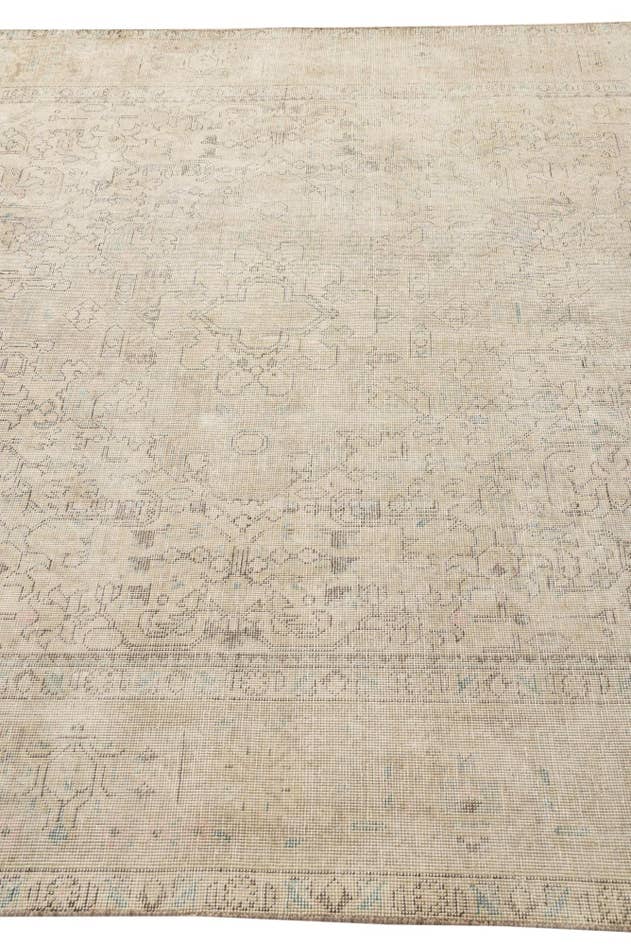 Detail image of 6' 3 x 9' 3 Hand Knotted Ultra Vintage Persian Wool Rug