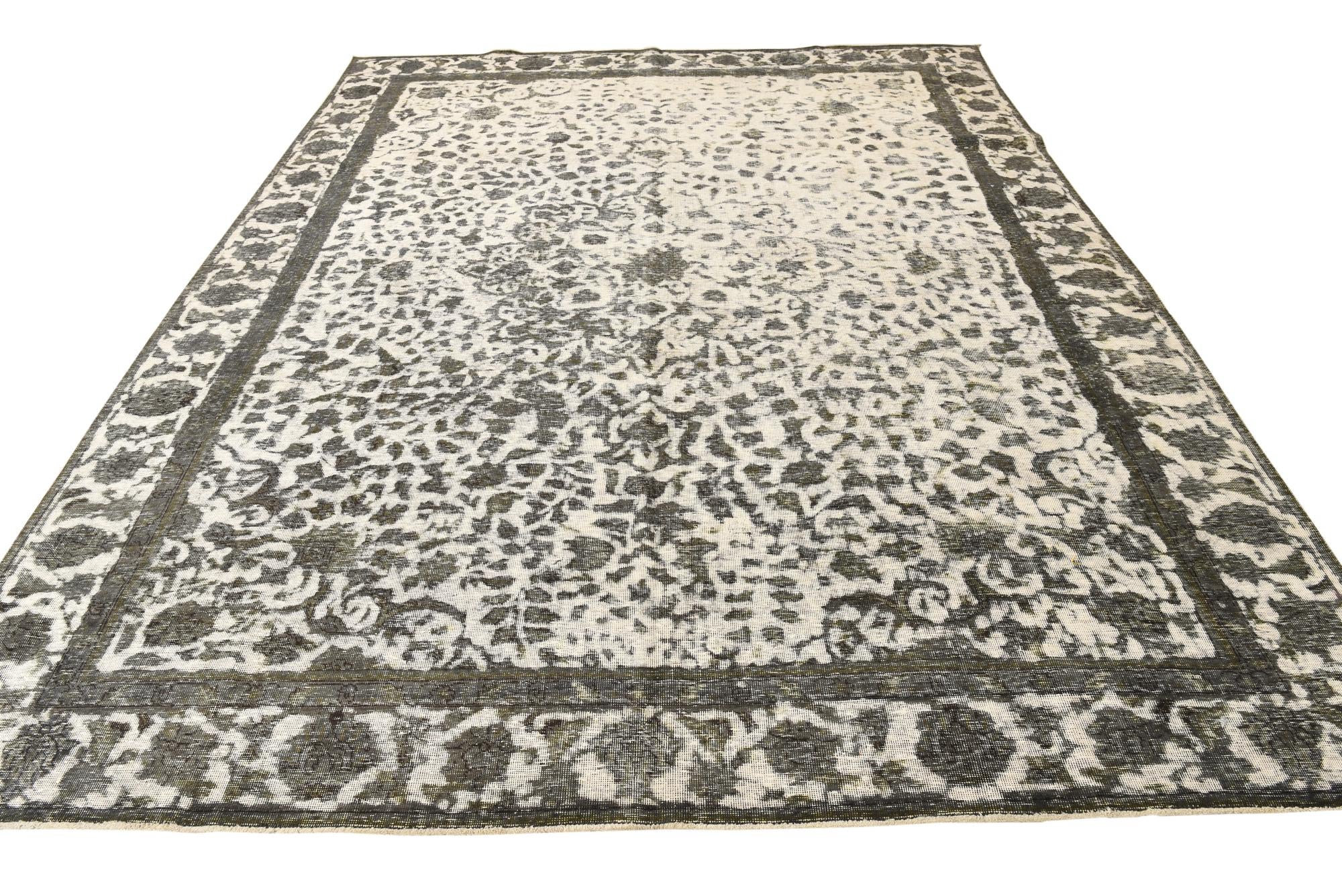 9' 2 x 12' Hand Knotted Ultra Vintage Persian Wool Rug