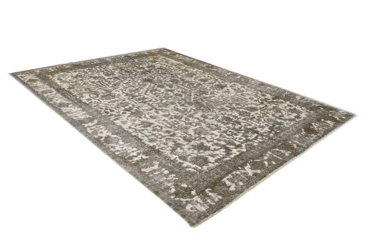 Detail image of 9' 5 x 12' 9 Hand Knotted Ultra Vintage Persian Wool Rug