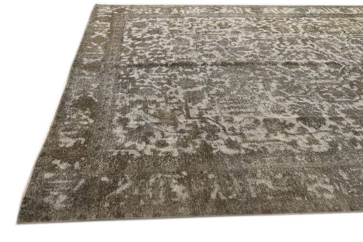 Detail image of 9' 5 x 12' 9 Hand Knotted Ultra Vintage Persian Wool Rug