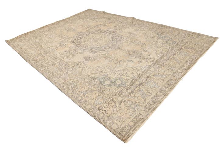 Detail image of 8' 3 x 11' 7 Hand Knotted Ultra Vintage Persian Wool Rug