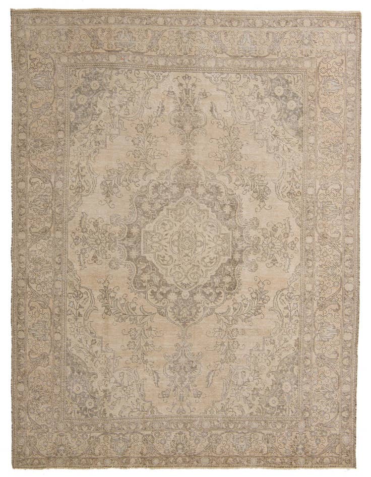Detail image of 8' 3 x 11' 7 Hand Knotted Ultra Vintage Persian Wool Rug