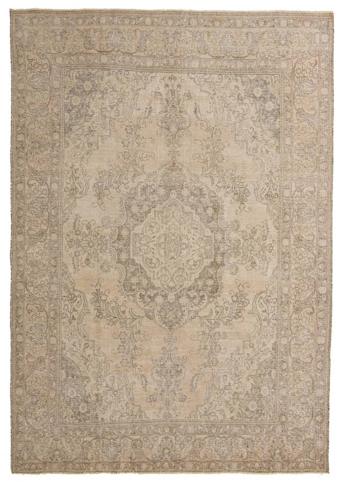 Detail image of 8' 3 x 11' 7 Hand Knotted Ultra Vintage Persian Wool Rug