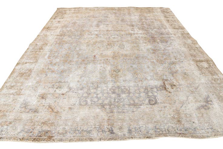 Detail image of 300cm x 365cm Hand Knotted Ultra Vintage Persian Wool Rug