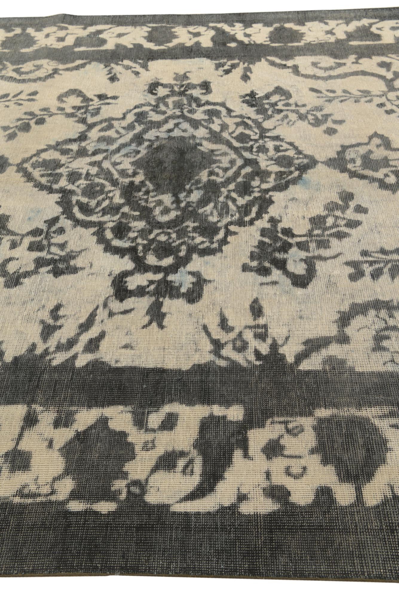 7' 9 x 11' Hand Knotted Ultra Vintage Persian Wool Rug