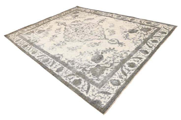 Detail image of 9' 6 x 12' 3 Hand Knotted Ultra Vintage Persian Wool Rug