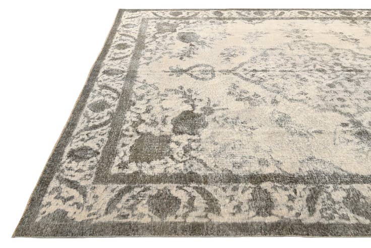 Detail image of 9' 6 x 12' 3 Hand Knotted Ultra Vintage Persian Wool Rug