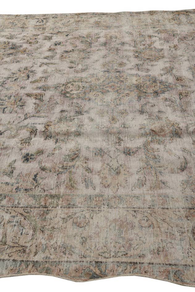 Detail image of 9' 1 x 12' Hand Knotted Ultra Vintage Persian Wool Rug