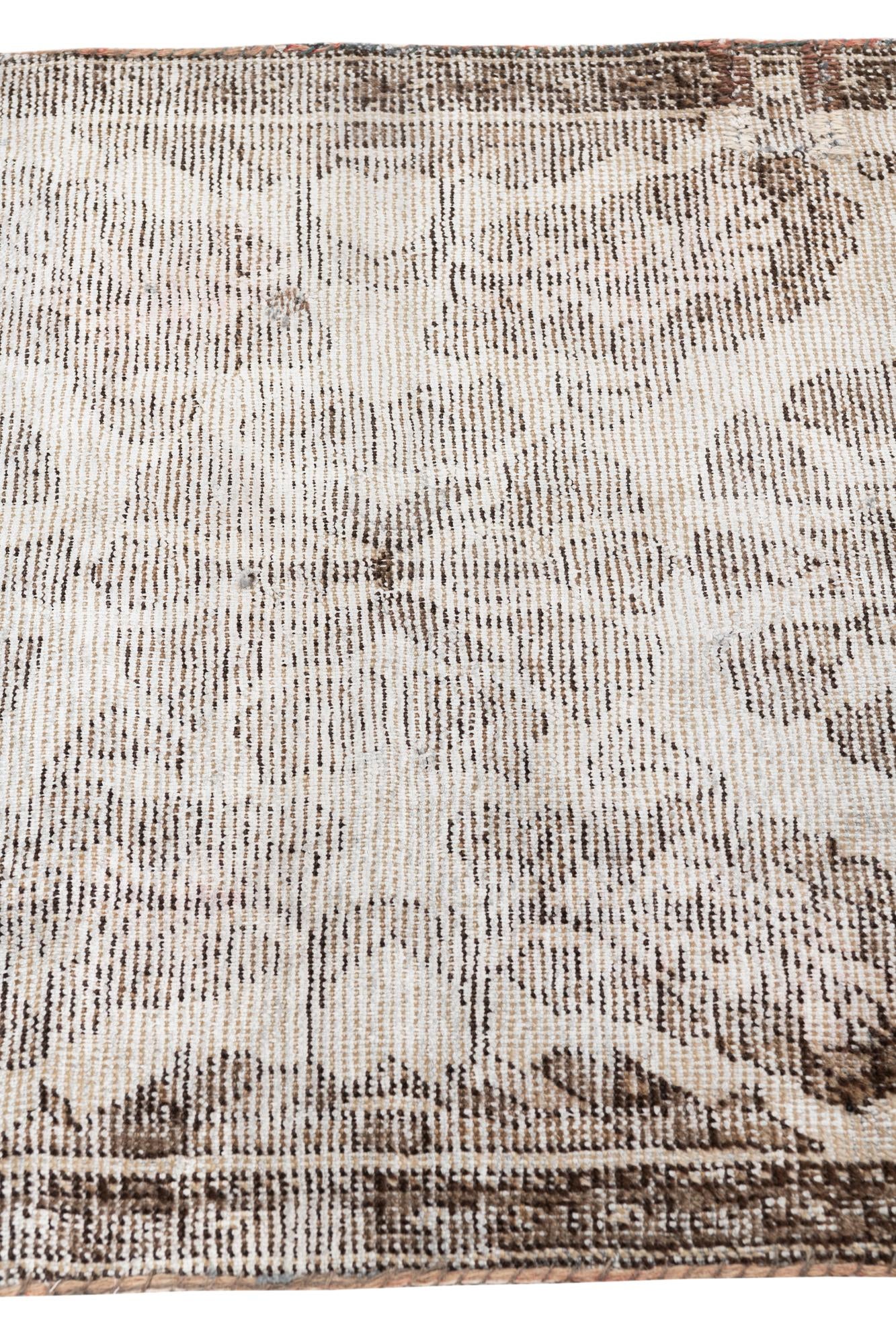 2' 10 x 5' 6 Hand Knotted Ultra Vintage Persian Wool Rug