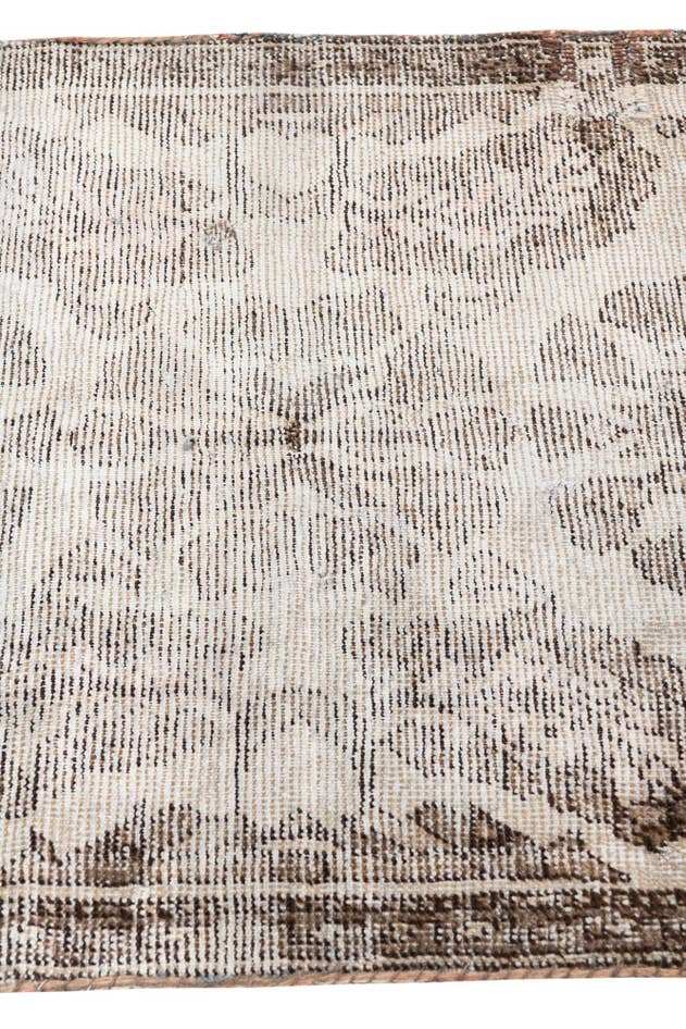 Detail image of 2' 10 x 5' 6 Hand Knotted Ultra Vintage Persian Wool Rug