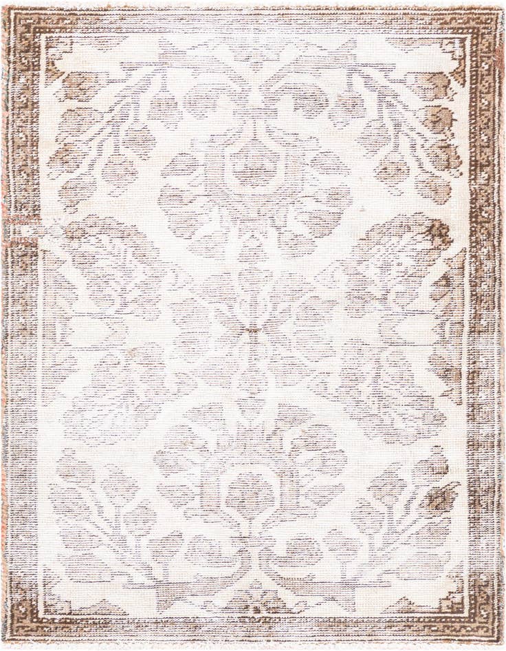 Detail image of 2' 10 x 5' 6 Hand Knotted Ultra Vintage Persian Wool Rug