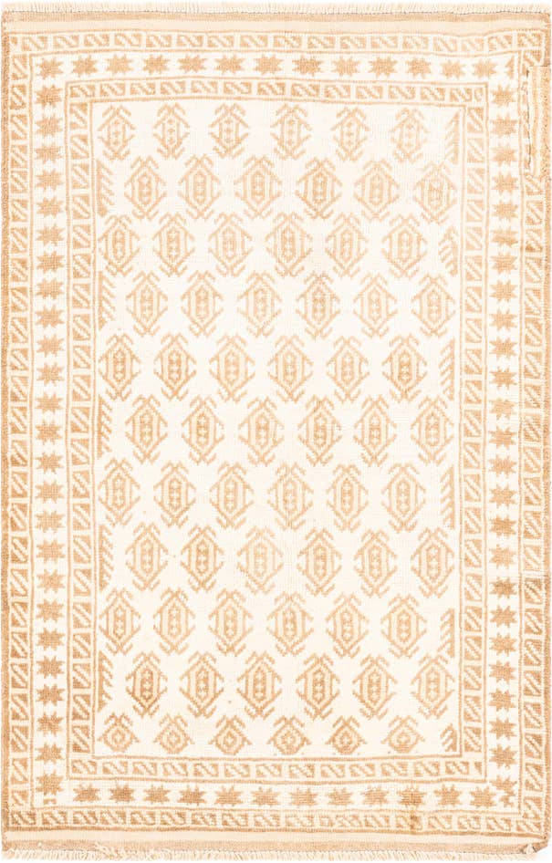 Detail image of 3' 3 x 5' Hand Knotted Ultra Vintage Persian Wool Rug